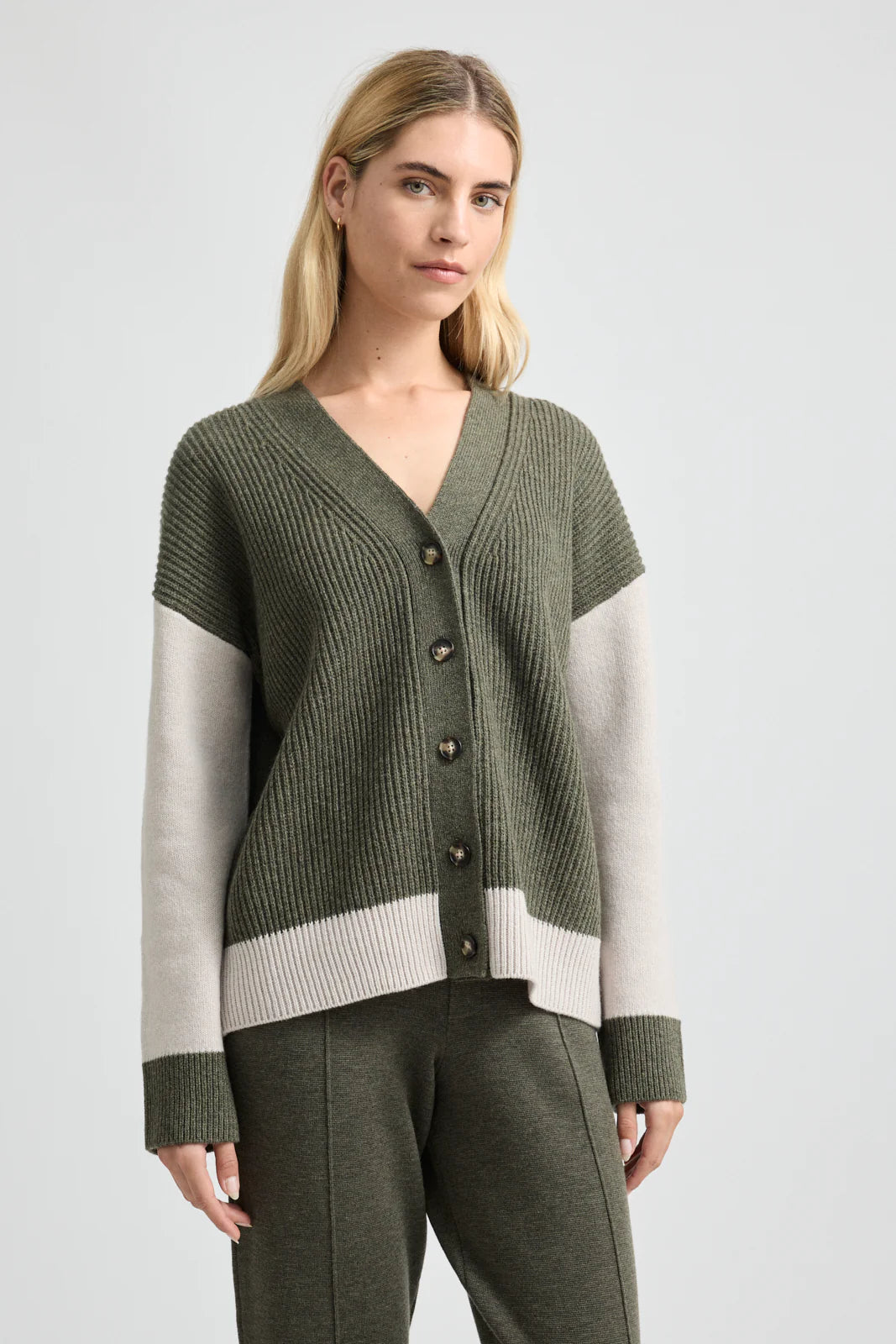 Contrast Trim Cardigan