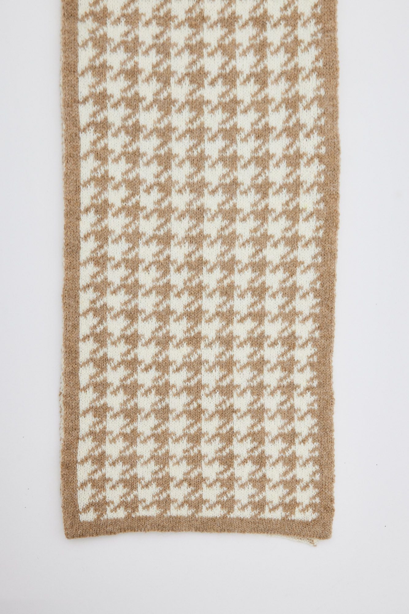 Zora Houndstooth Scarf