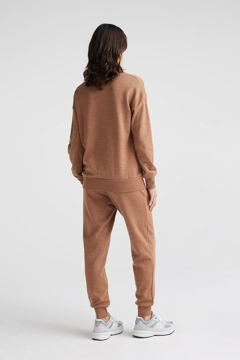 LOUNGE FUNNEL NECK