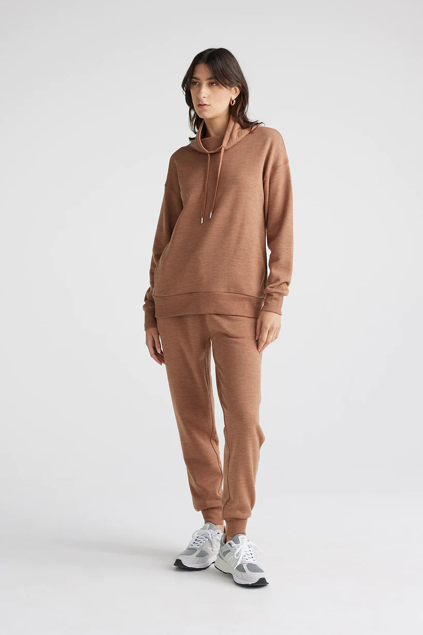 LOUNGE FUNNEL NECK