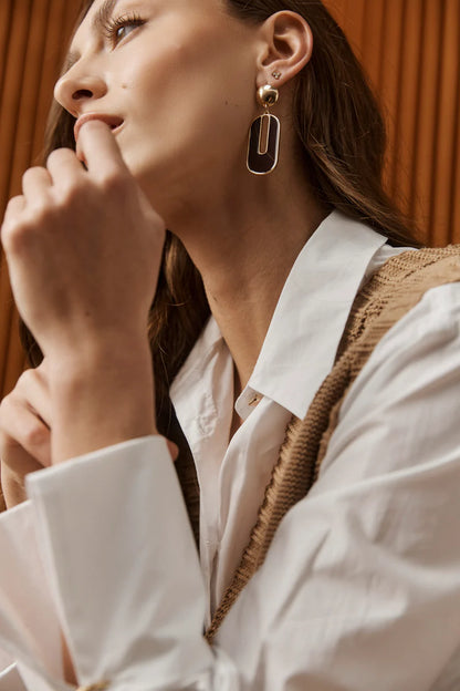 Amira Oval Earring