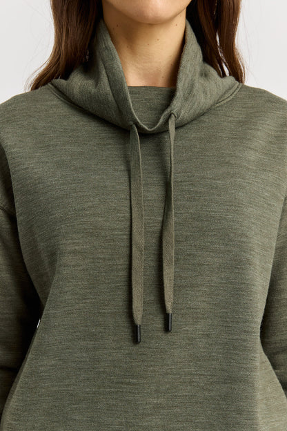 Lounge Funnel Neck