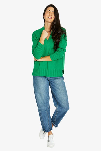 Detail V Neck Pullover