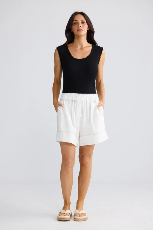 Esplanade Short