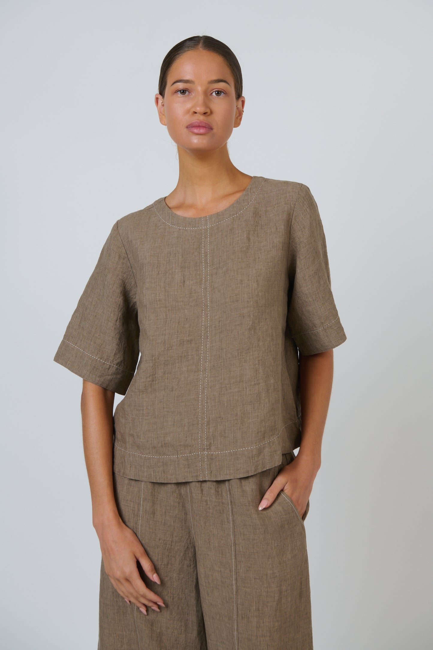 Contrast Topstitch Linen Top