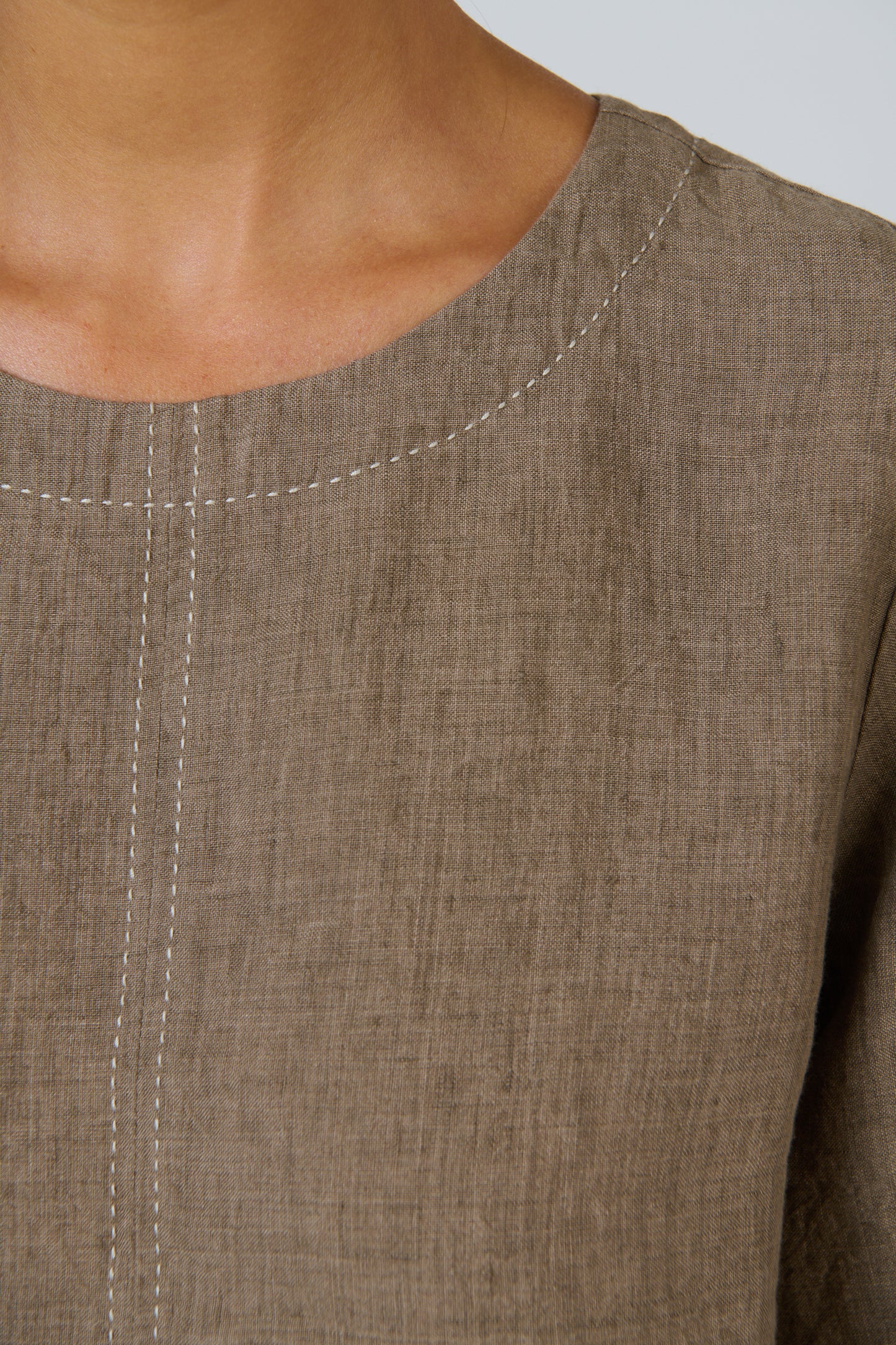 Contrast Topstitch Linen Top