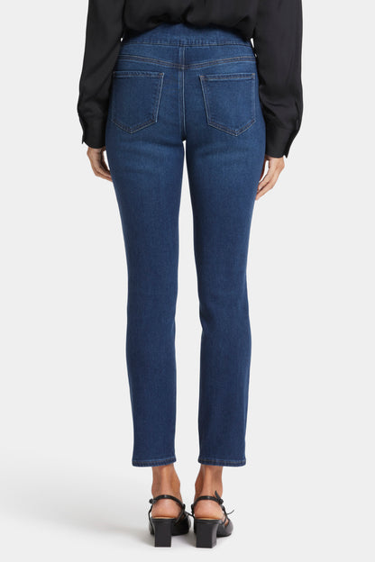 Pull On Alina Legging