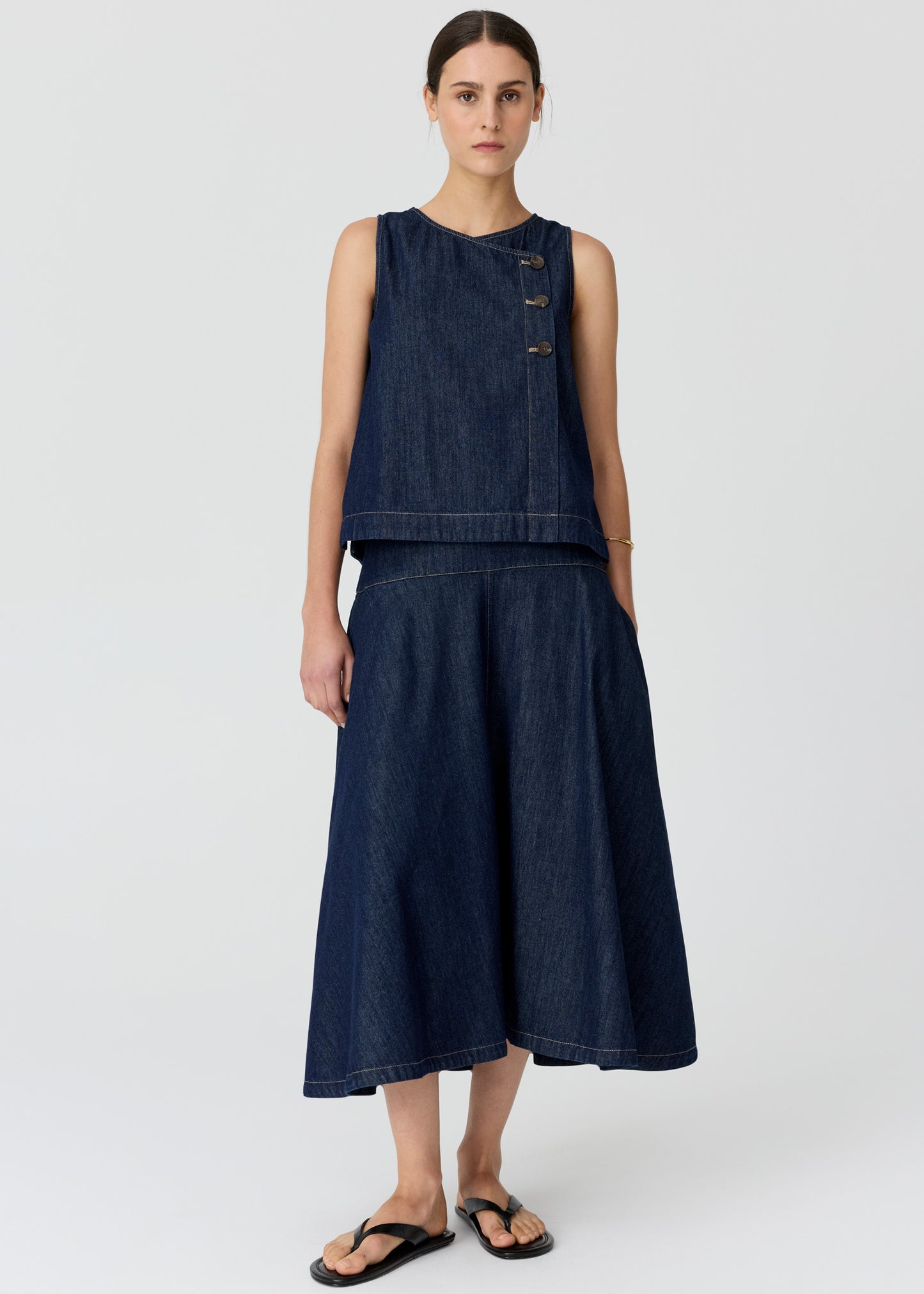 Anise Button Tank