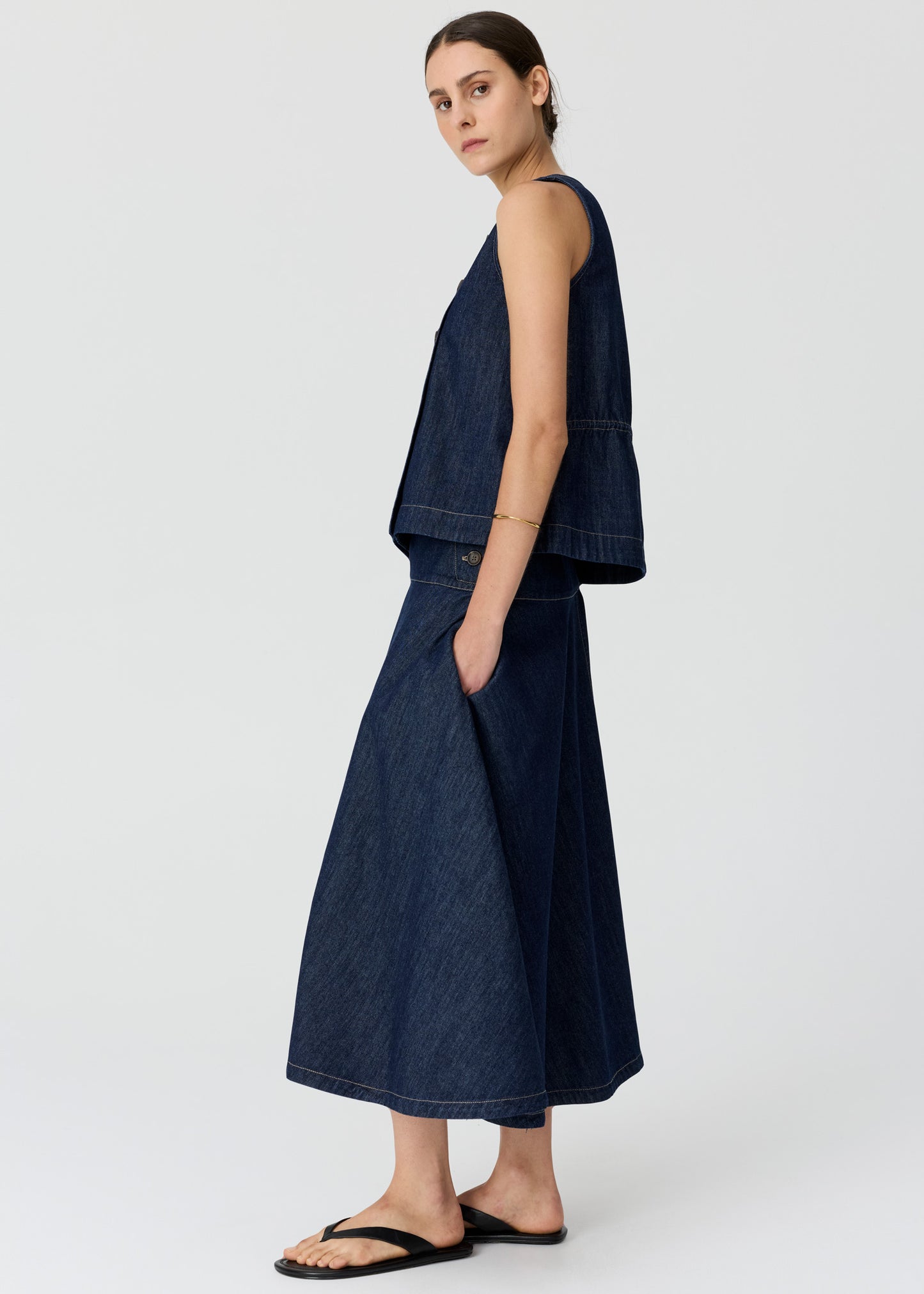 Anise Button Tank