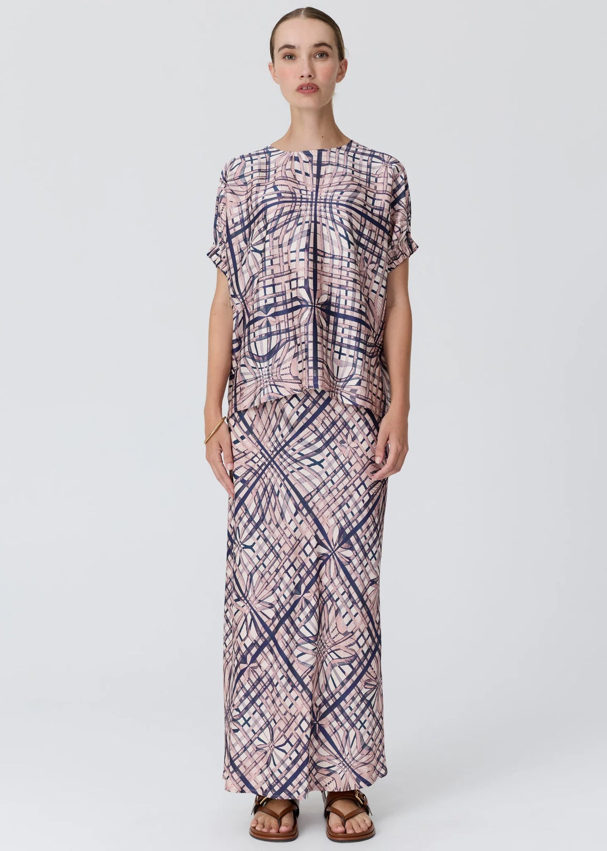 Lattice Top