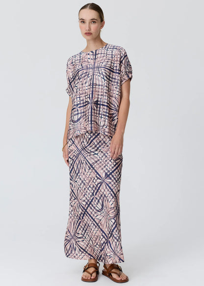 Lattice Top