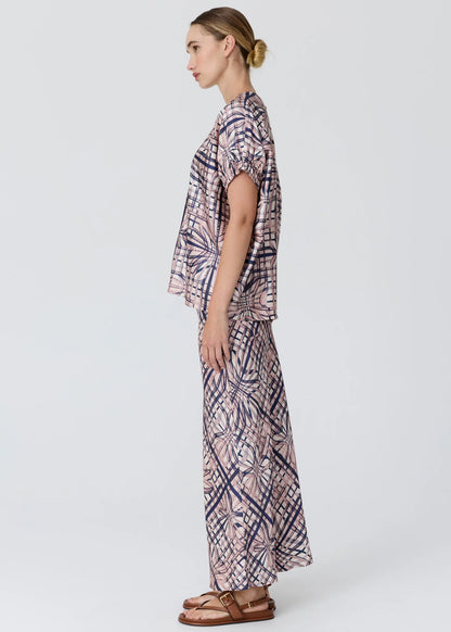 Lattice Top