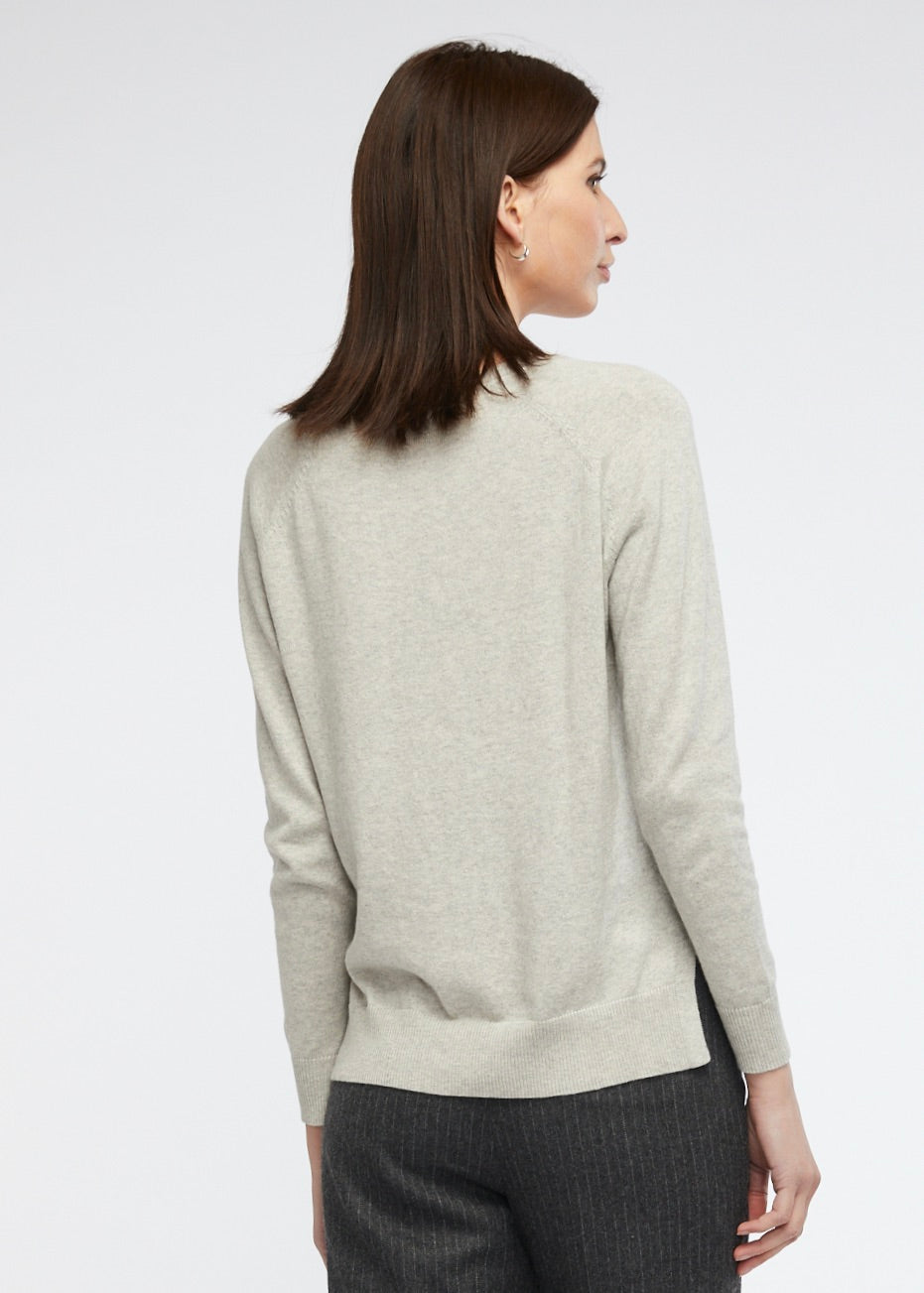 Essential V Knit