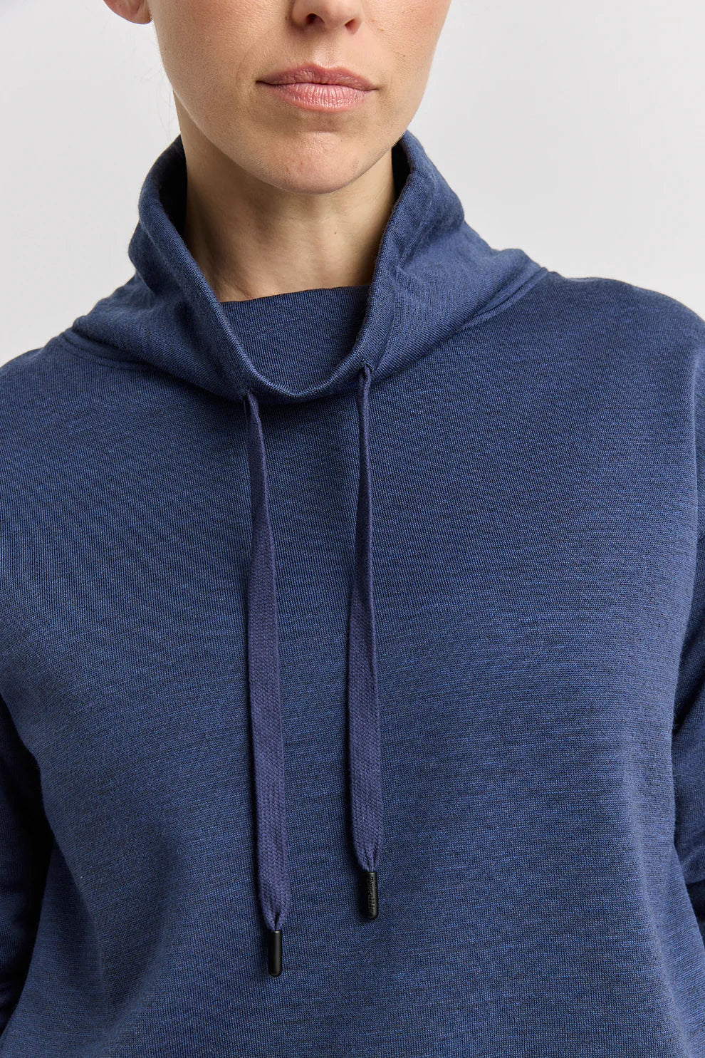 Lounge Funnel Neck