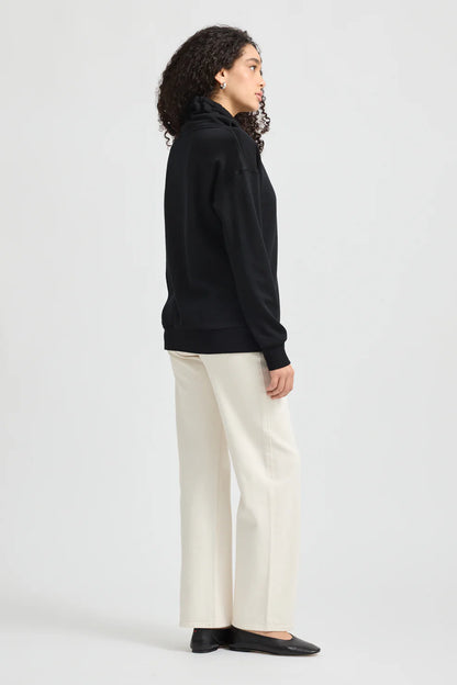 Lounge Funnel Neck