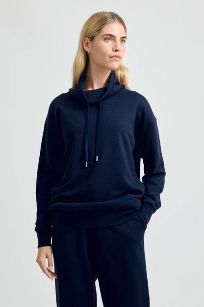 Lounge Funnel Neck