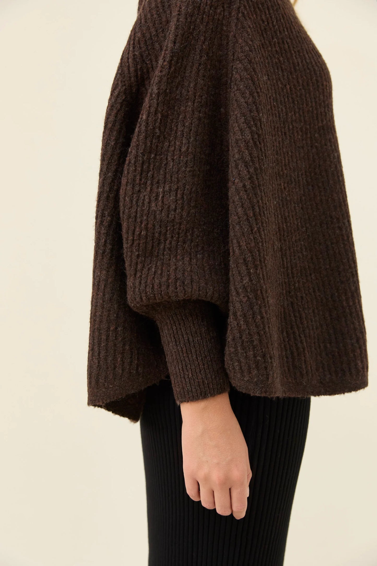 Miru Poncho