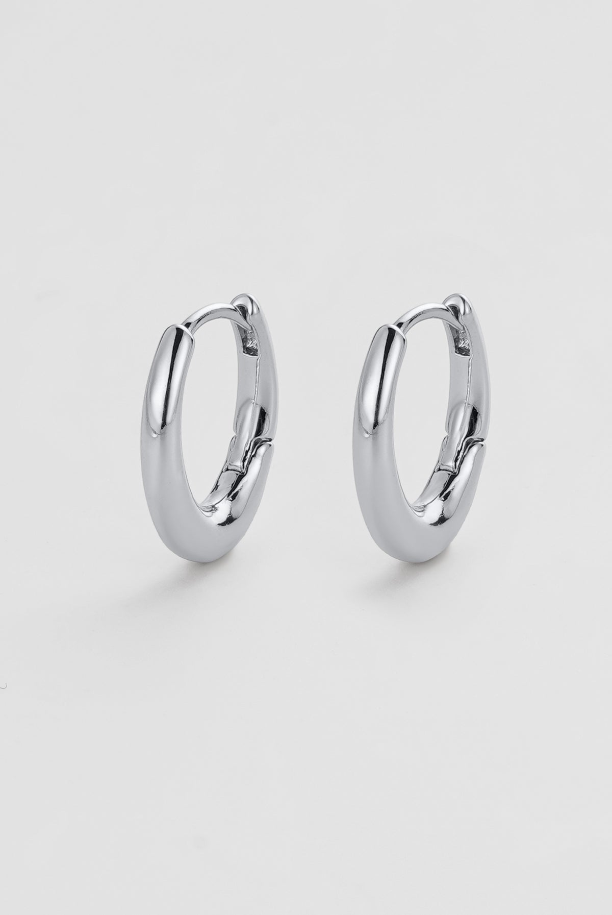 Pia Small Hoop