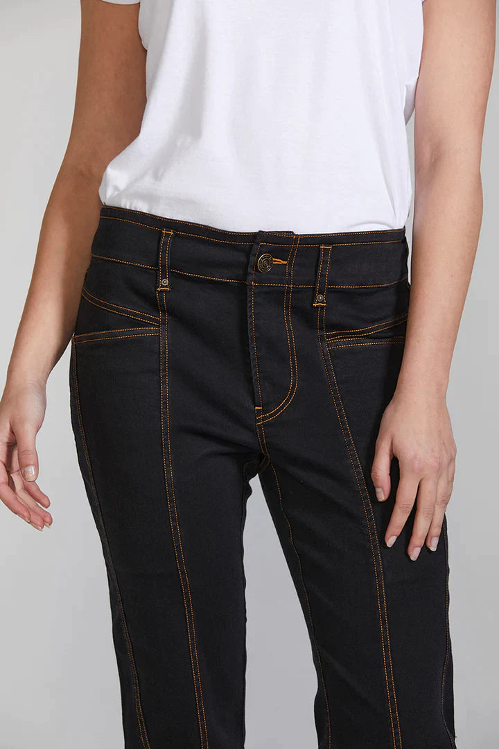 TRADE JEAN