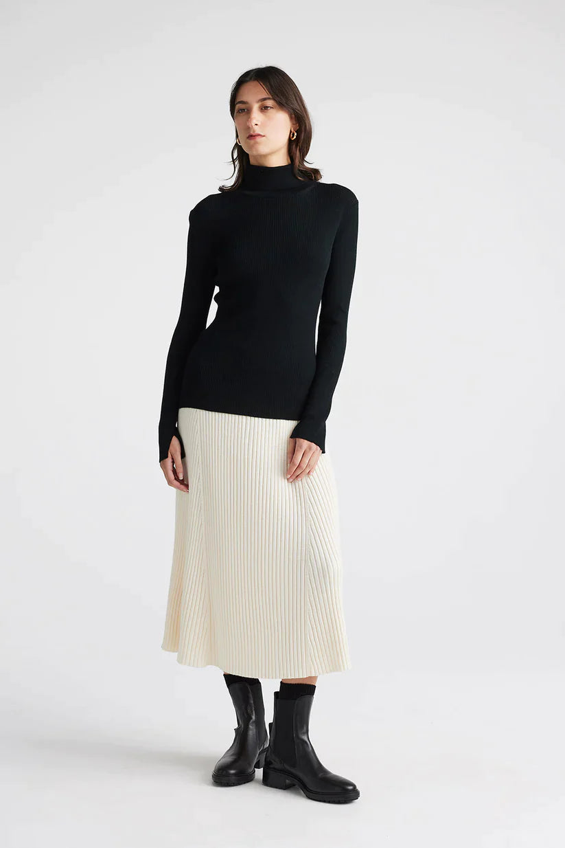 Fine Rib Turtleneck