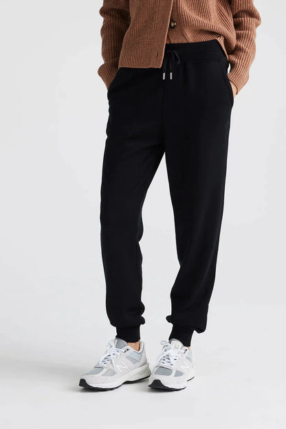 LOUNGE DRAWSTRING PANT