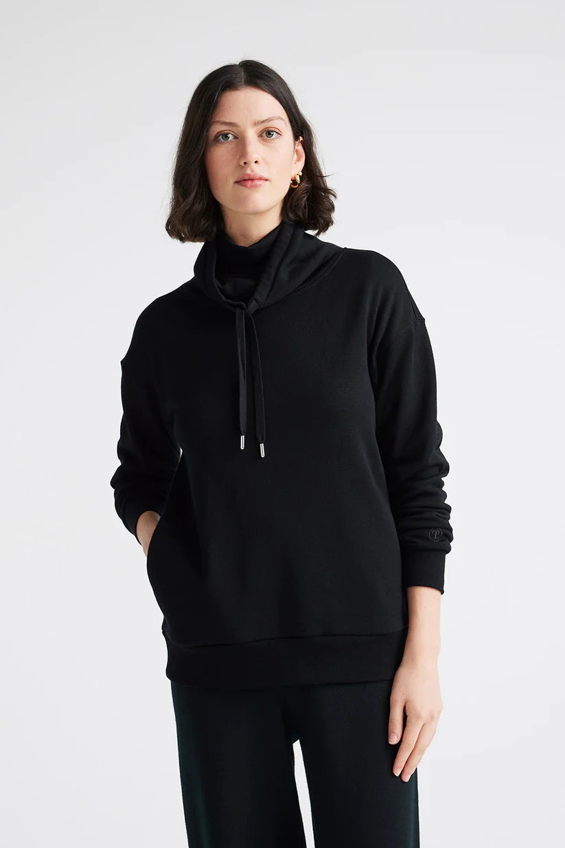 Lounge Funnel Neck